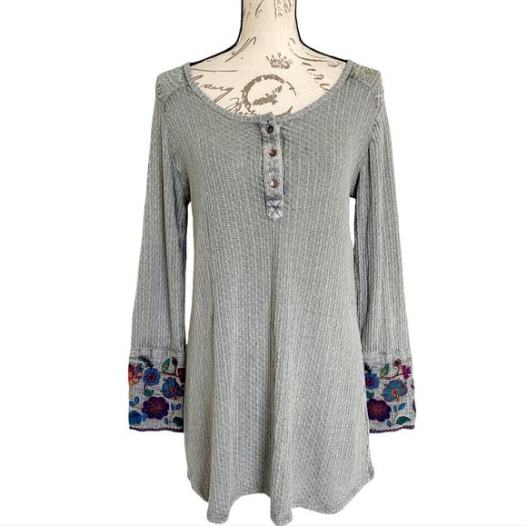 Soft Surroundings Sweaters - SOLD Soft Surroundings Palmer thermal knit henley Waffle embroidered tunic top M